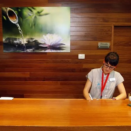 & Real Jaca Otel 4*