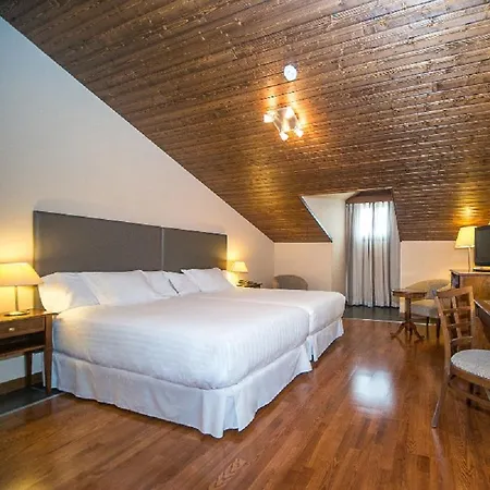 & Real Jaca 4* Badaguás