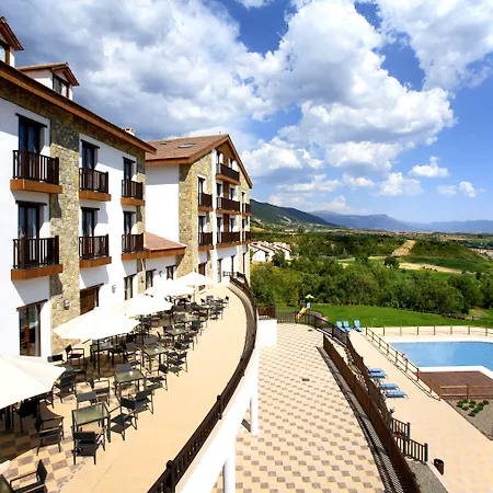 & Real Jaca Otel