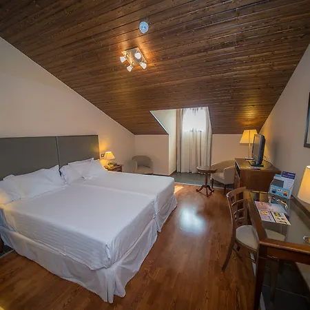 Hotel & Real Jaca Badaguás