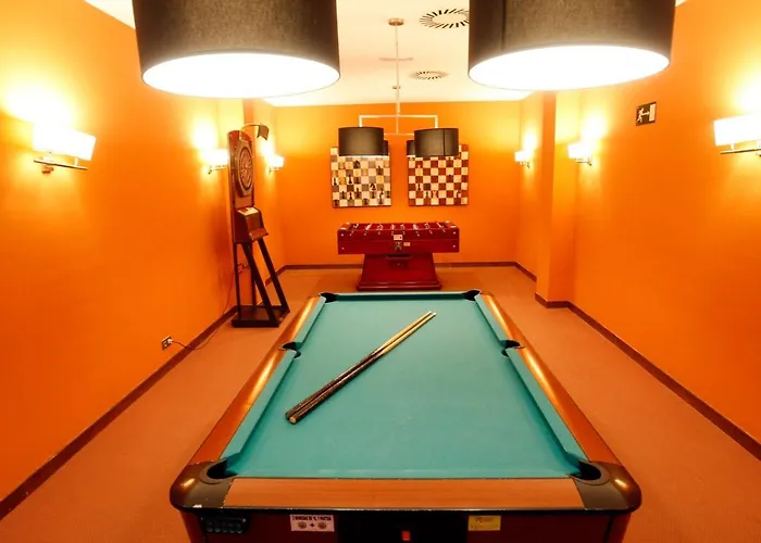 Hotell & Real Jaca 4*